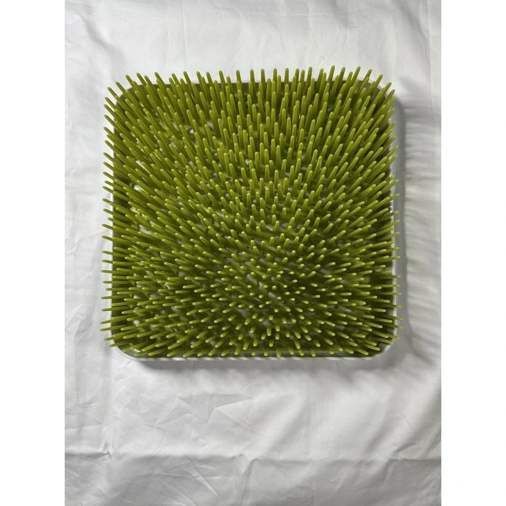 Boon Lawn B377 Baby Bottle Drying Rack, Green Grass Mat w/ White Tray